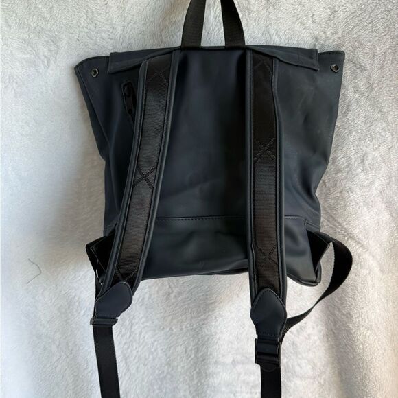 Hunter Navy Backpack main image 5